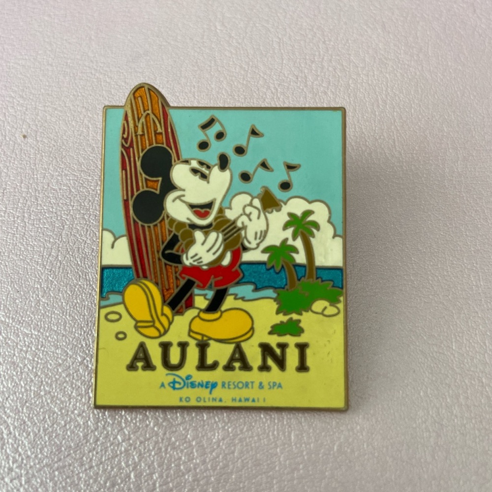 Disney Aulani Pin